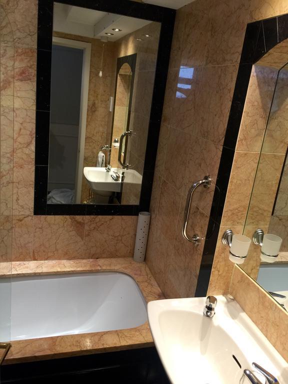 Hotel Lord Milner Londyn Zewnętrze zdjęcie